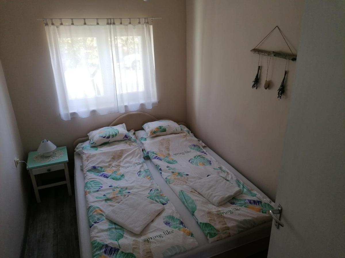 Menta Apartman Mezőkövesd Extérieur photo
